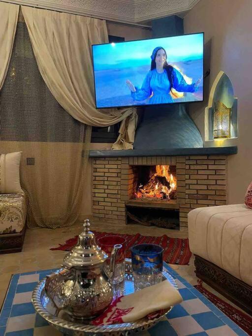 Riad Timskrine Timeskrine Εξωτερικό φωτογραφία